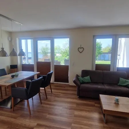 Seeblick Apartman *